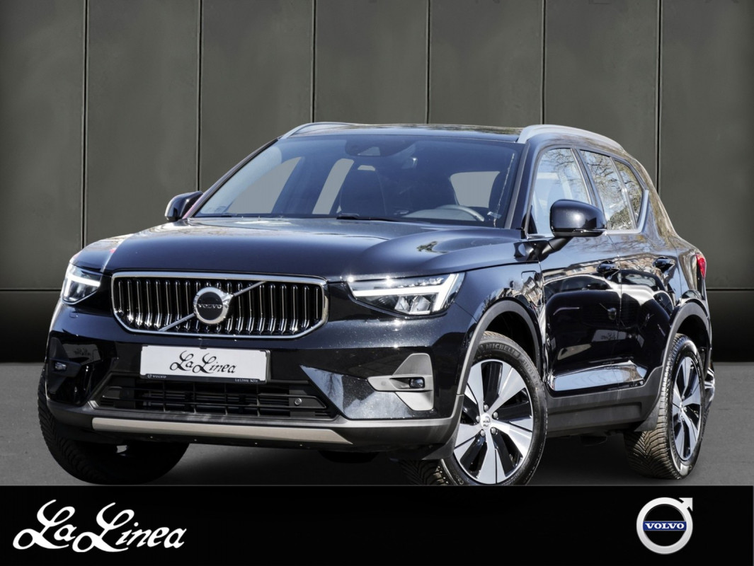 Volvo XC40 T4 Recharge - SUV/Off-road - Schwarz - Gebrauchtwagen - Bild 1