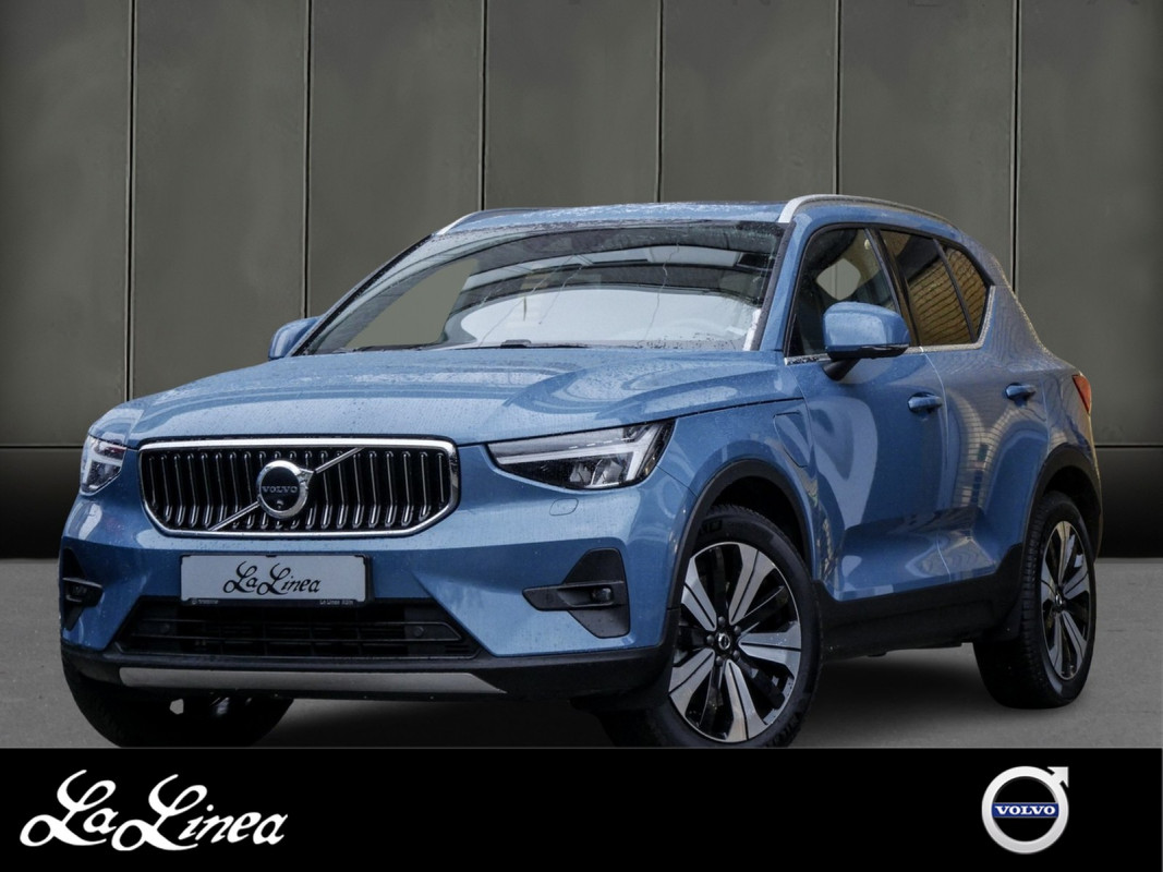 Volvo XC40 T4 Recharge - SUV/Off-road - Blau - Gebrauchtwagen - Bild 1