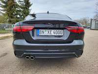 Jaguar XE D200 AWD - Limousine - Schwarz - Gebrauchtwagen - Bild 4