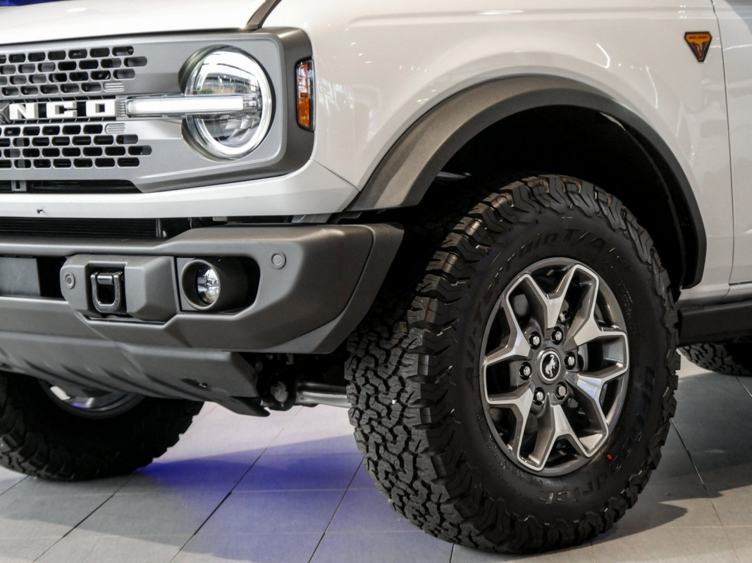 Ford Bronco - SUV/Off-road - Weiss - Gebrauchtwagen - Bild 6