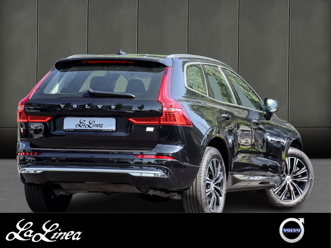 Volvo XC60 T6 AWD Recharge - SUV/Off-road - Schwarz - Gebrauchtwagen - Bild 2