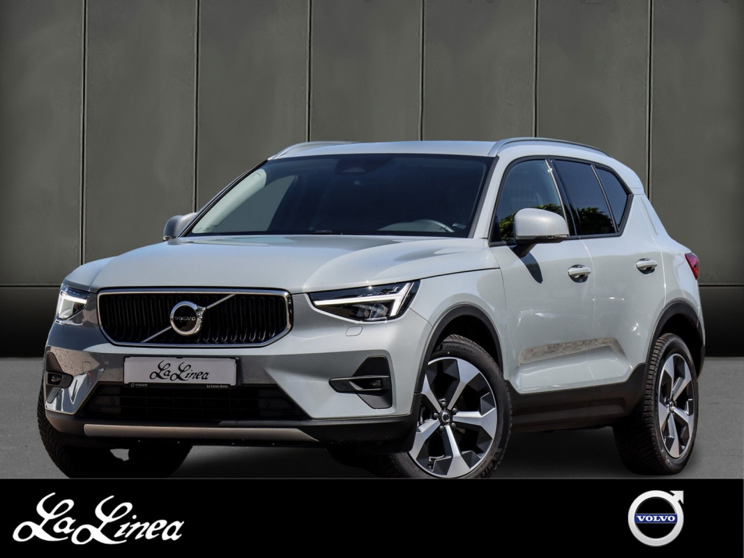 Volvo XC40 B3 - SUV/Off-road - Grau - Gebrauchtwagen - Bild 1