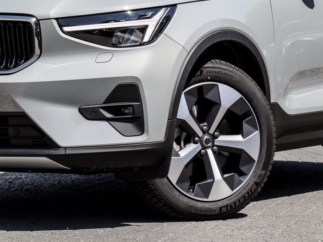 Volvo XC40 B3 - SUV/Off-road - Grau - Gebrauchtwagen - Bild 6