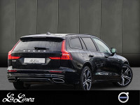 Volvo V60 T6 AWD Recharge - Kombi - Schwarz - Gebrauchtwagen - Bild 2