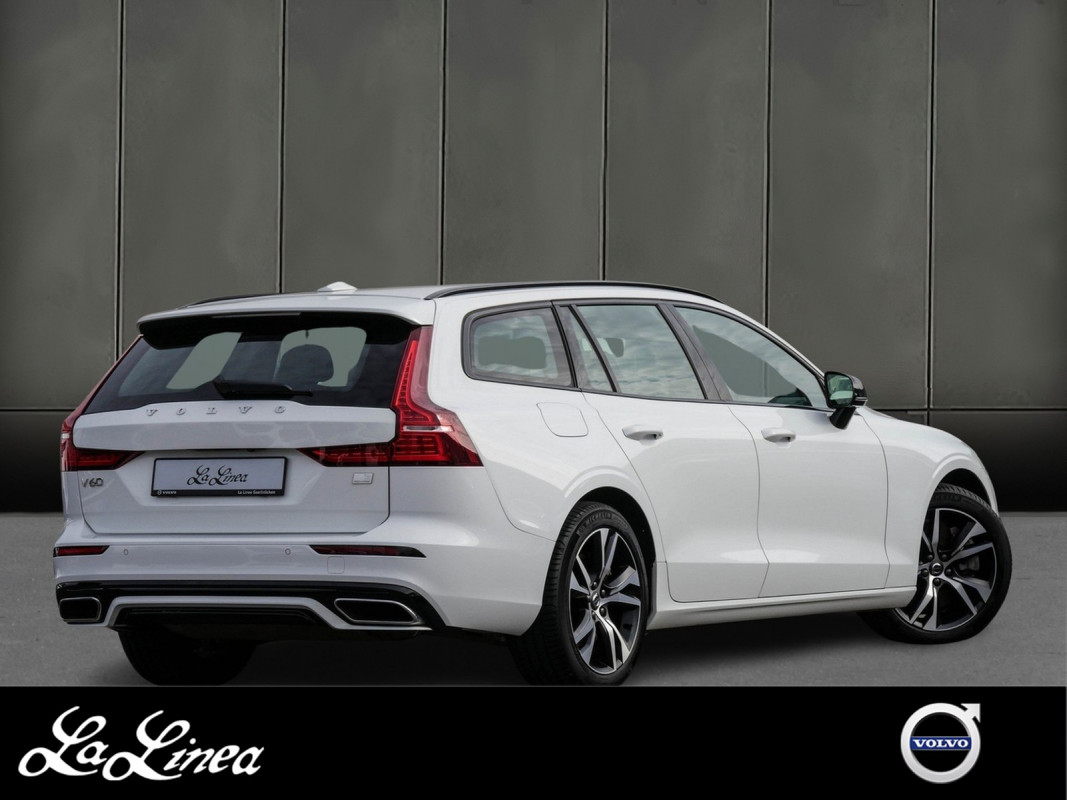 Volvo V60 T6 Recharge AWD - Kombi - Weiss - Gebrauchtwagen - Bild 2