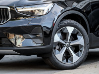 Volvo XC40 B3 (B) - SUV/Off-road - Schwarz - Gebrauchtwagen - Bild 6