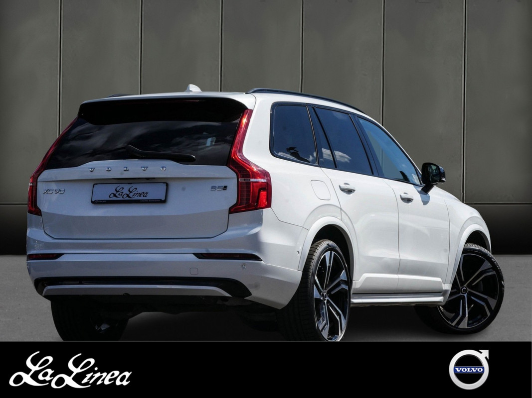 Volvo XC90 Ultimate Dark AWD - SUV/Off-road - Weiss - Gebrauchtwagen - Bild 2