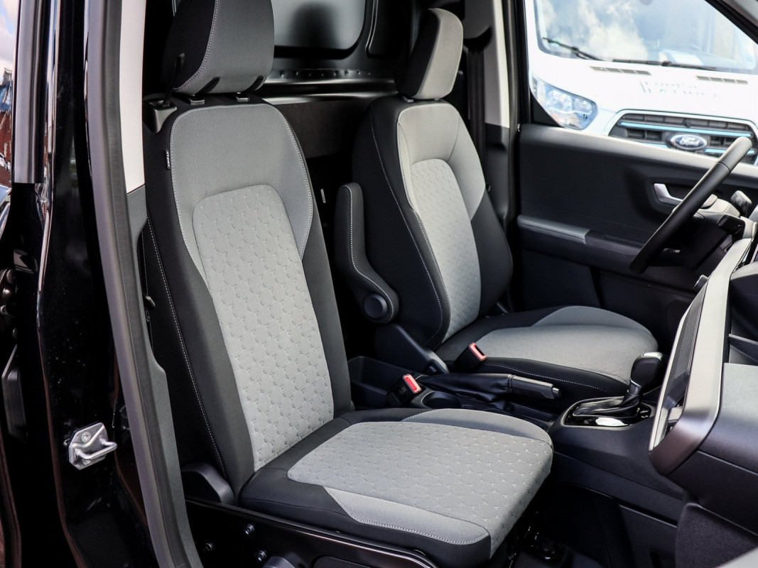 Ford Transit Courier - Limited NEUES MODELL Automatik - Nutzfahrzeug - Schwarz - Neuwagen - Bild 6