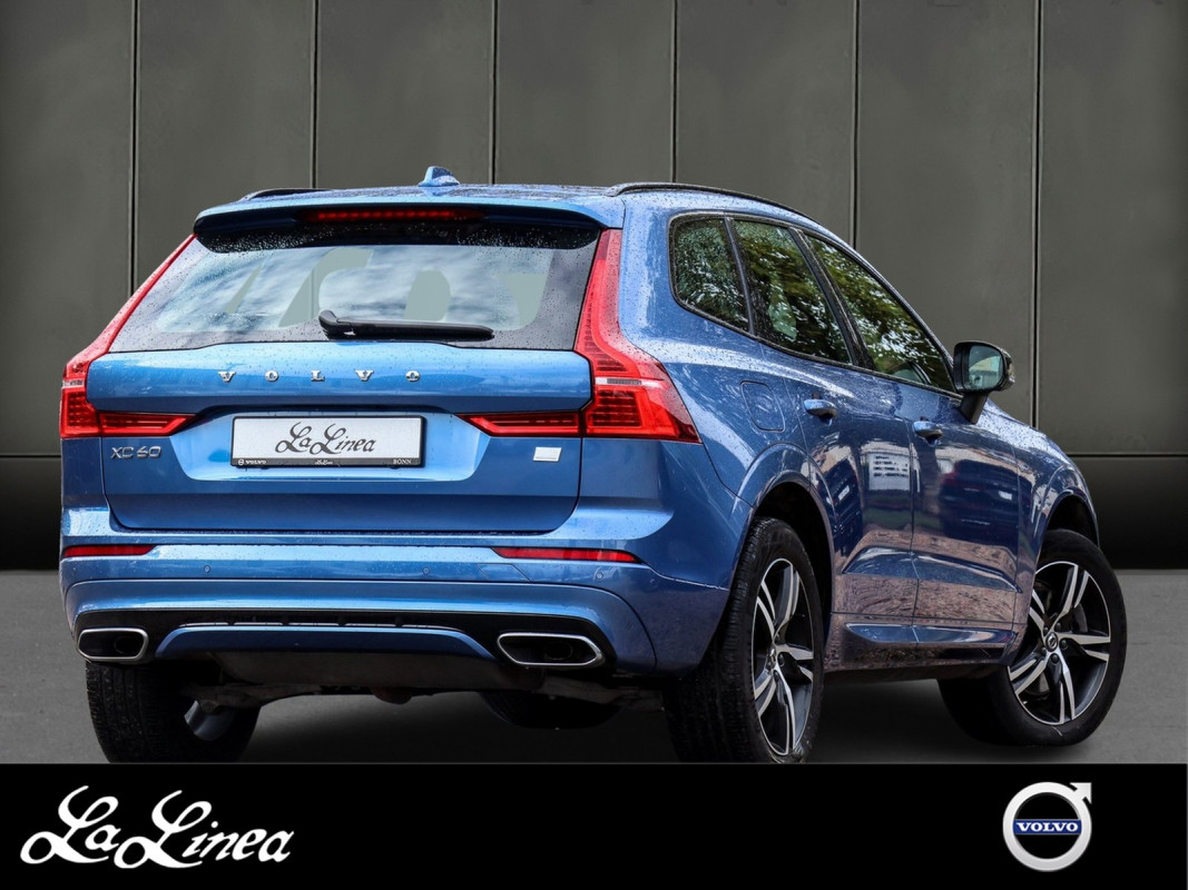 Volvo XC60 T6 Recharge Plug-In Hybrid - SUV/Off-road - Blau - Gebrauchtwagen - Bild 2