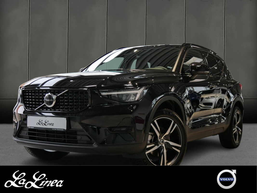 Volvo XC40 B3 - SUV/Off-road - Schwarz - Gebrauchtwagen - Bild 1