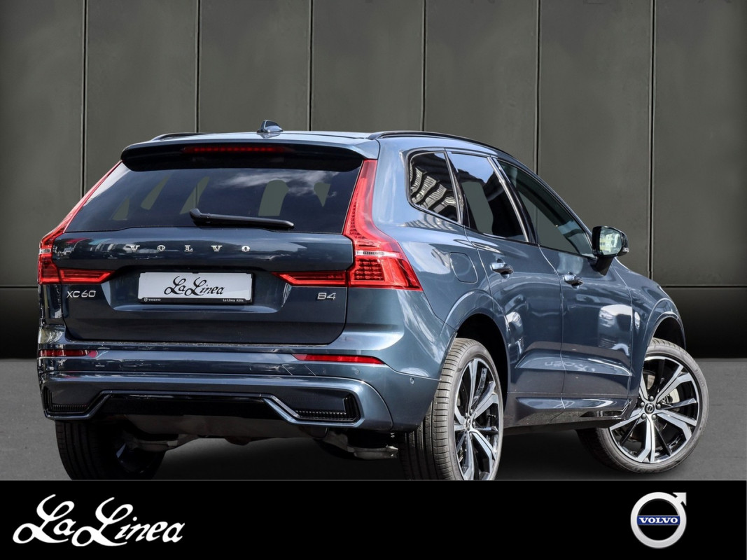 Volvo XC60 B4 (B) - SUV/Off-road - Blau - Gebrauchtwagen - Bild 2