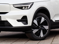 Volvo XC40 Single Motor Extended Range - SUV/Off-road - Weiss - Gebrauchtwagen - Bild 6