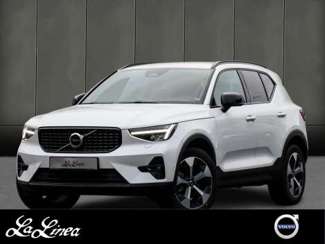 Volvo XC40 B4 (B) - SUV/Off-road - Weiss - Gebrauchtwagen - Bild 1