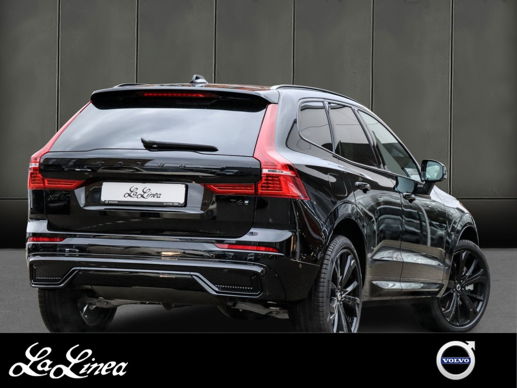 Volvo XC60 T6 AWD Recharge - SUV/Off-road - Schwarz - Gebrauchtwagen - Bild 2