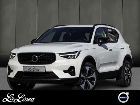 Volvo XC40 B3 (B) - SUV/Off-road - Weiss - Gebrauchtwagen - Bild 1