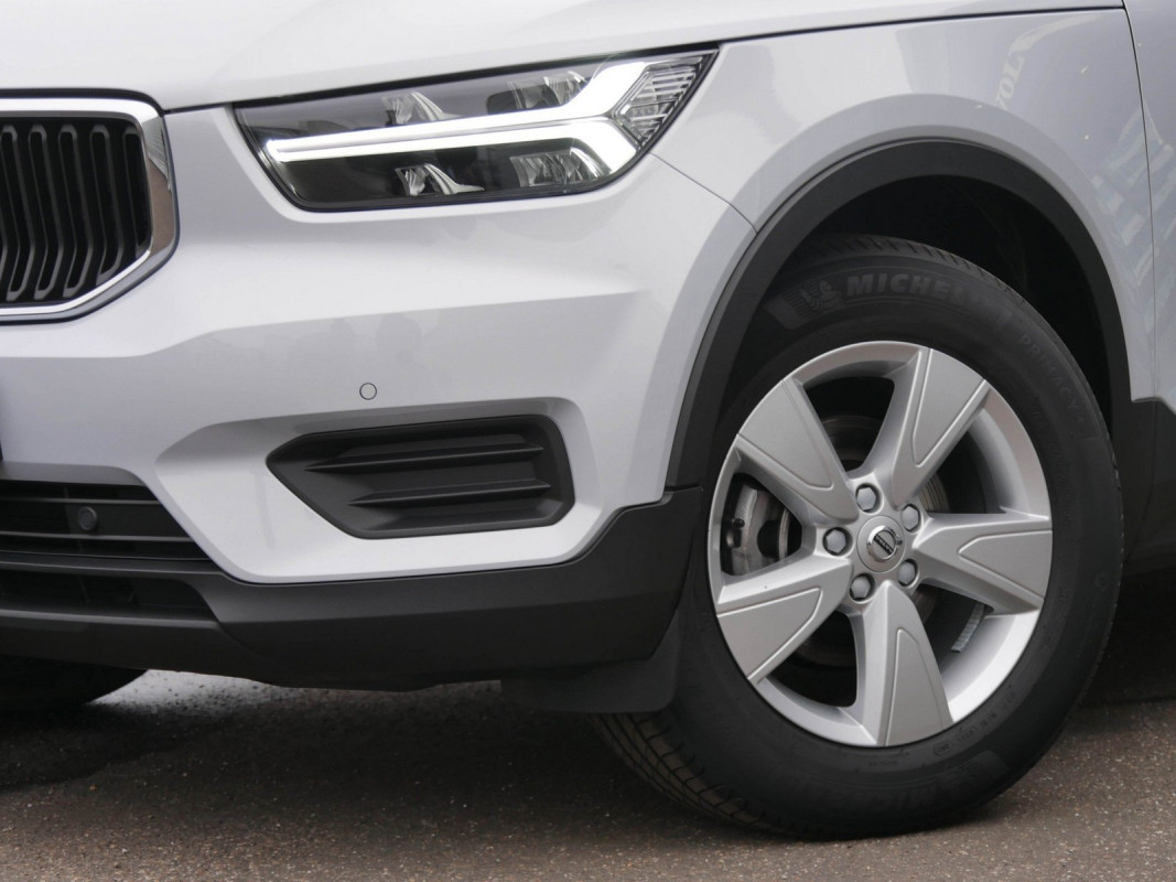 Volvo XC40 - SUV/Off-road - Silber - Gebrauchtwagen - Bild 6