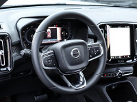 Volvo XC40 B3 (B) - SUV/Off-road - Weiss - Gebrauchtwagen - Bild 10