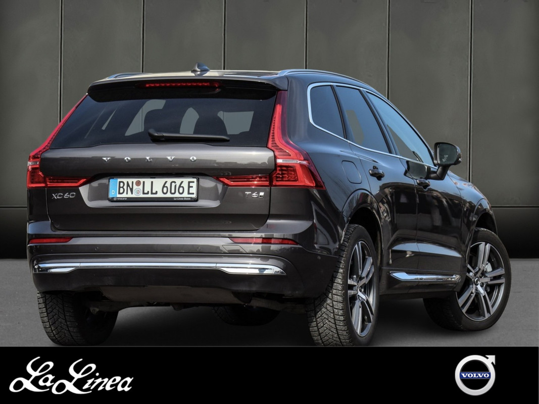 Volvo XC60 T6 AWD - SUV/Off-road - Grau - Gebrauchtwagen - Bild 2